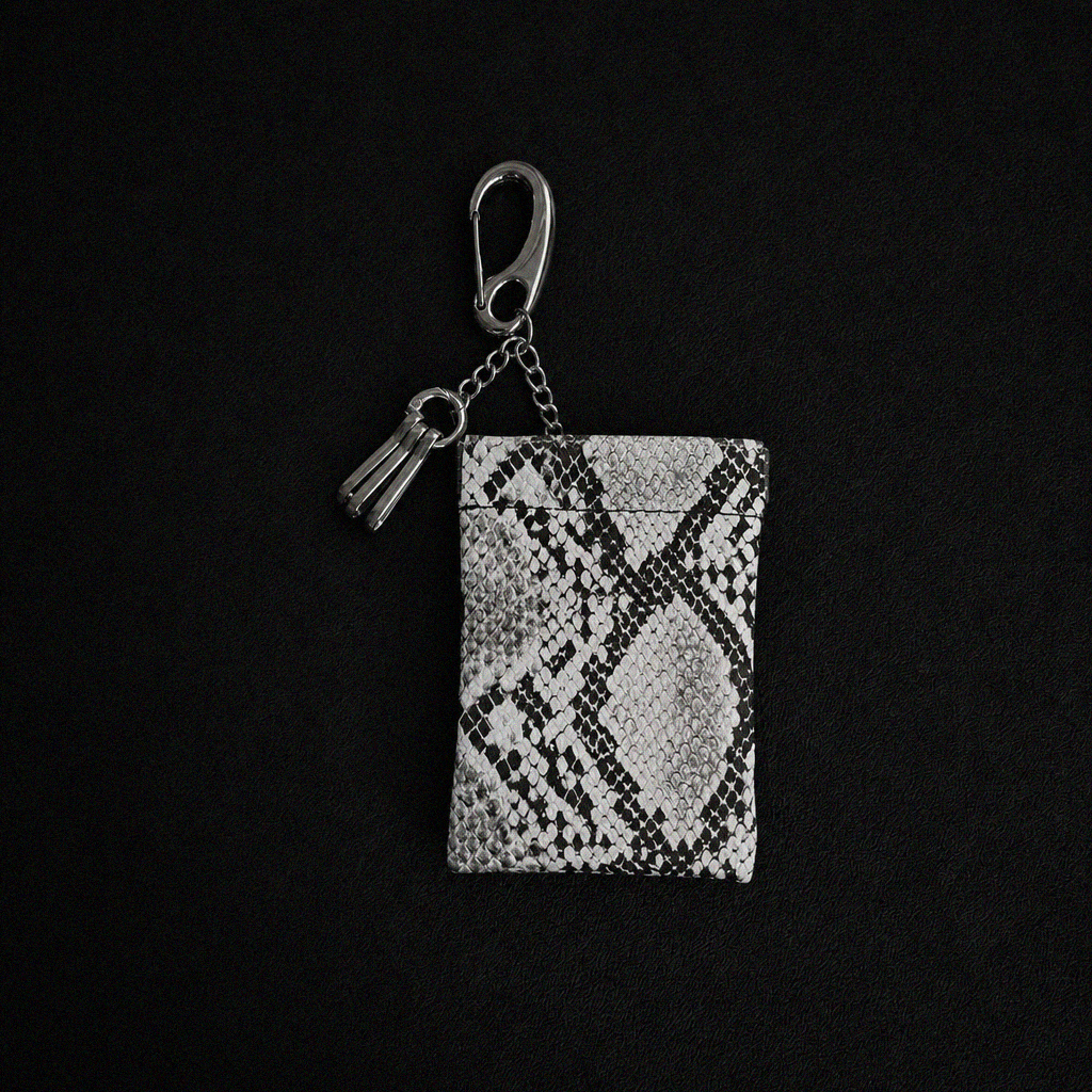 VENOM UTILITY KEYCHAIN