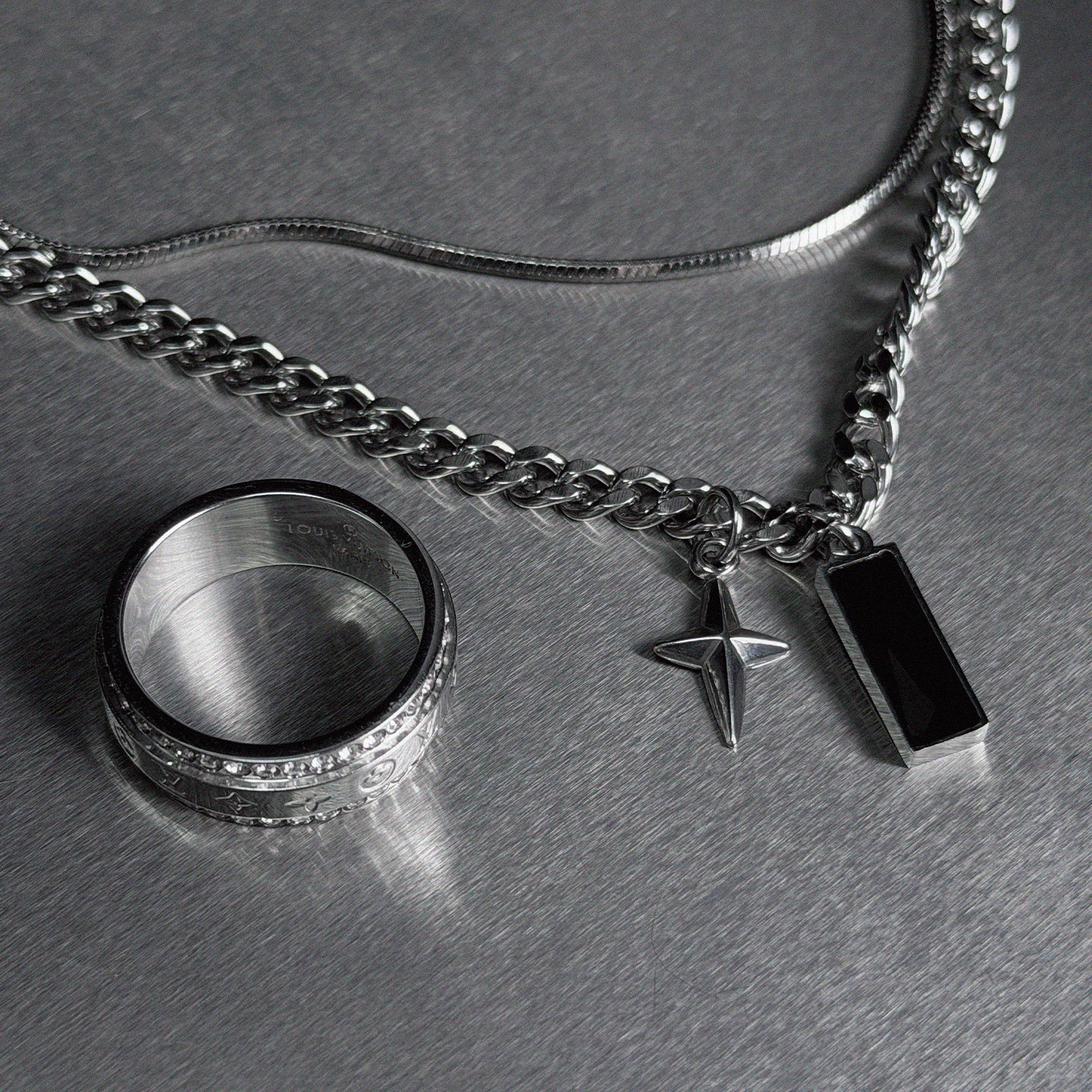 OBSIDIAN STAR COLLAR CHAIN