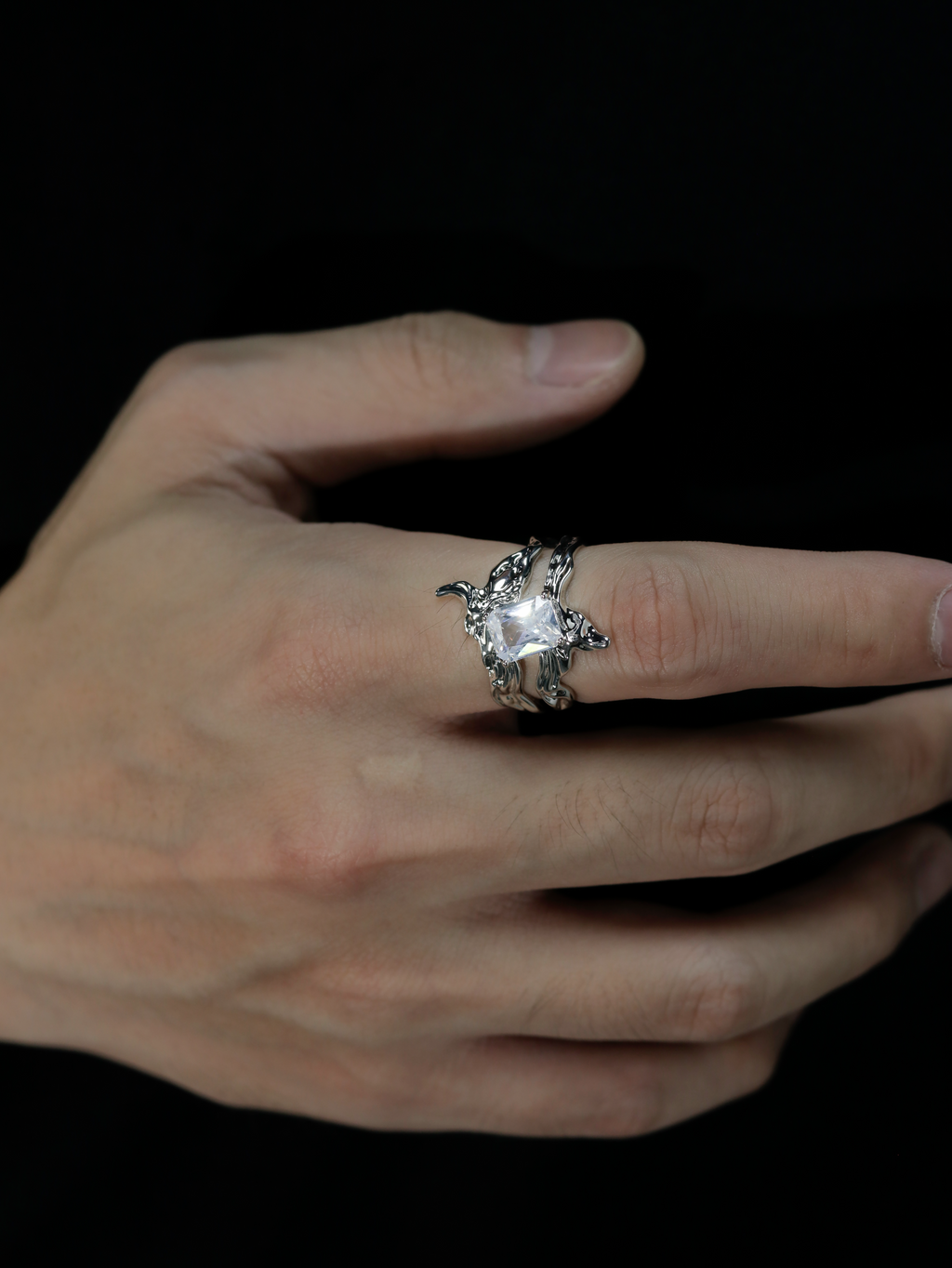 CLEAR ZIRCON