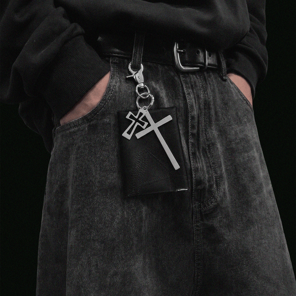 LAYERED CROSS UTILITY KEYCHAIN - KravxStudio