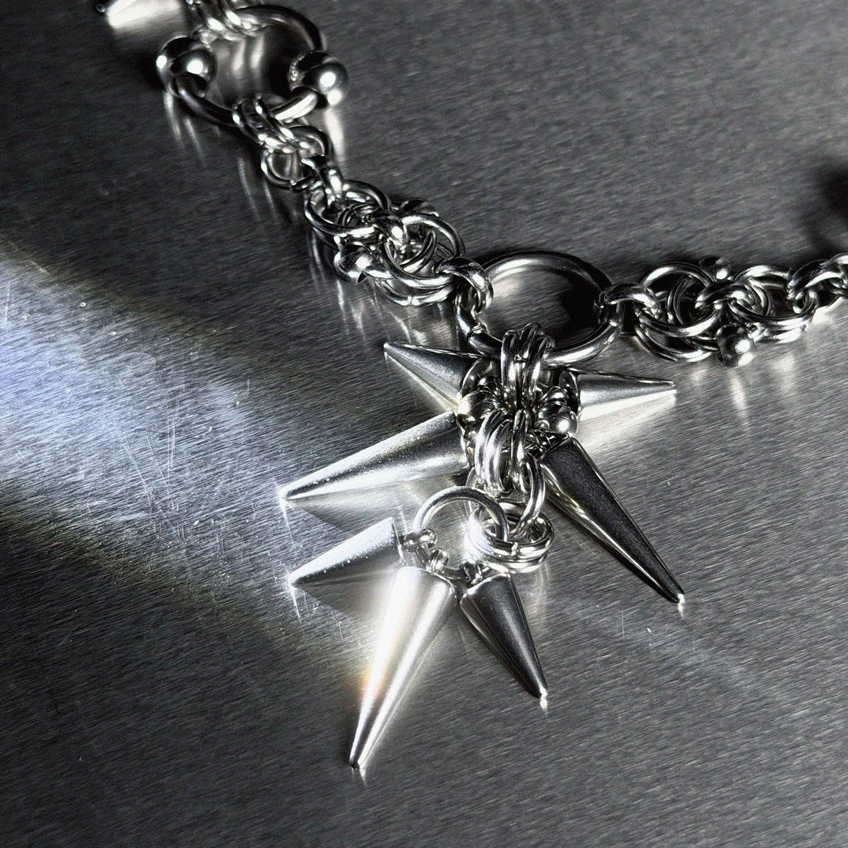 STAINLESS SPIKE CLUSTER - KravxStudio