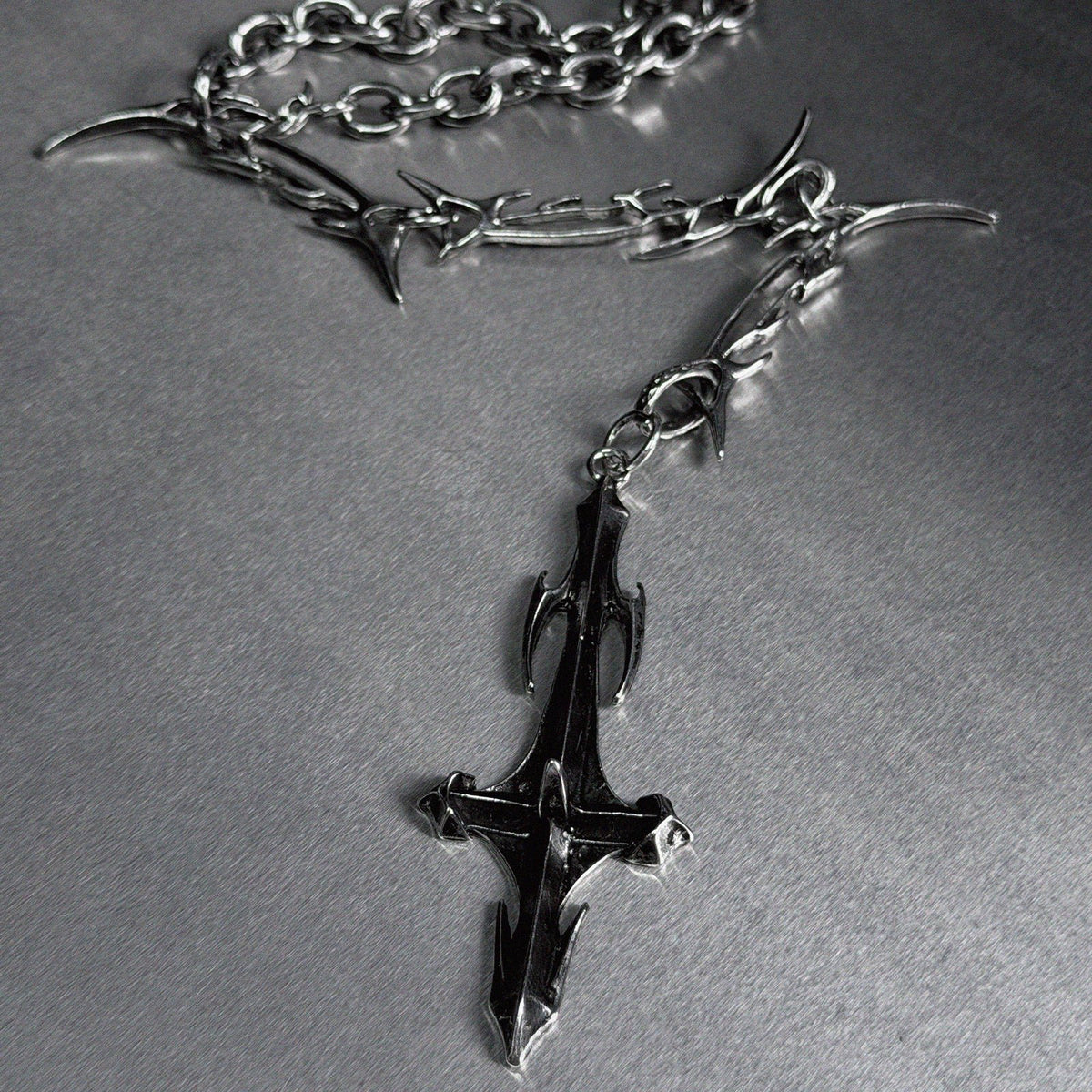 THORN CROSS - KravxStudio