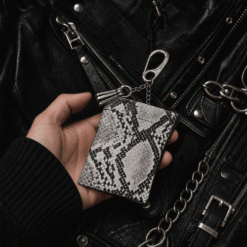 VENOM UTILITY KEYCHAIN - KravxStudio