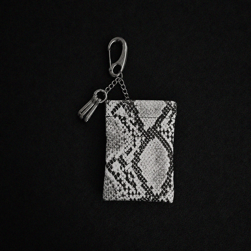VENOM UTILITY KEYCHAIN - KravxStudio